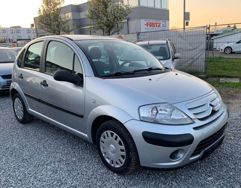 Silber Gebraucht 2007 Citroën C3 Advance Kleinwagen | 1.199 € (Guter Preis) - Bild 1/4