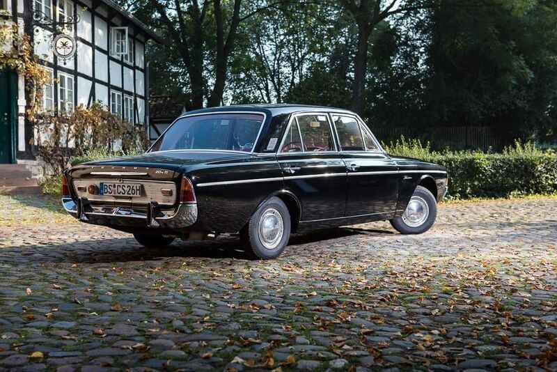 Schwarz Gebraucht 1966 Ford Taunus Limousine | 7.500 € - Bild 1/4