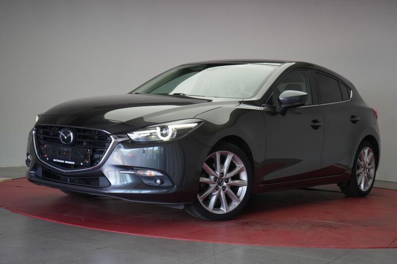 Grau Gebraucht 2017 Mazda 3 Limousine | 14.950 € (Fairer Preis) - Bild 1/4