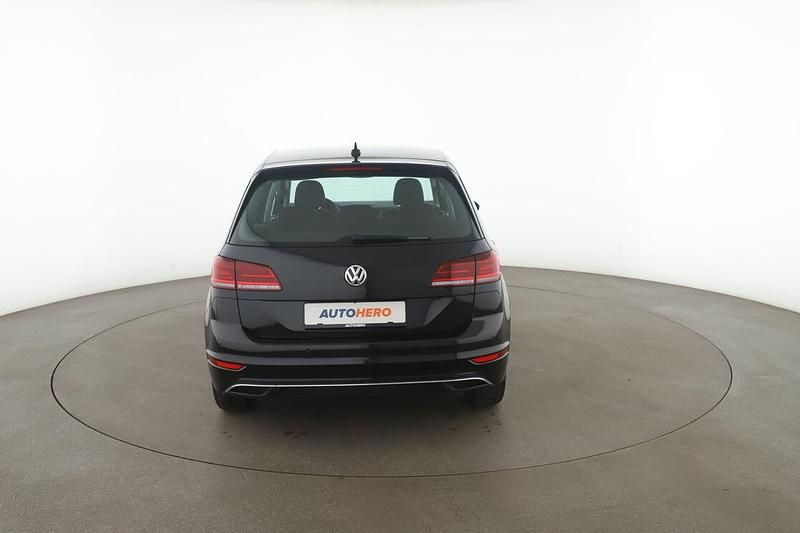 Gebraucht VW Golf Comfortline 150 PS (110 kW) 2020 Schwarz Van / Kleinbus