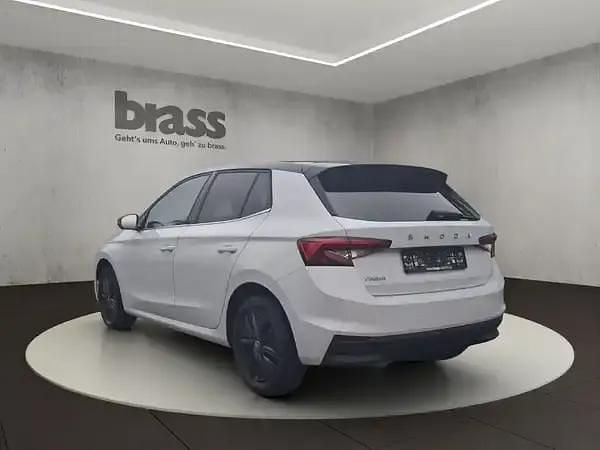 Gebraucht Skoda Fabia Style 110 PS (80 kW) 2022 Moonweiß perleffekt / blackmagic perleffekt Kleinwagen