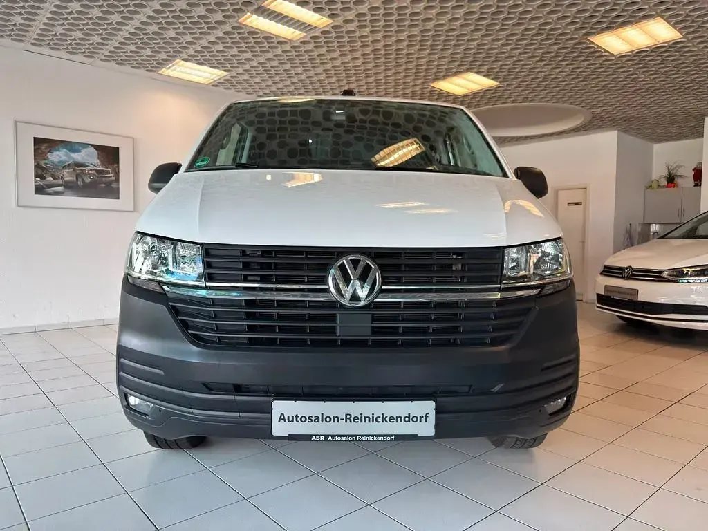 Gebraucht VW Transporter 110 PS (80 kW) 2024 Candyweiss Van
