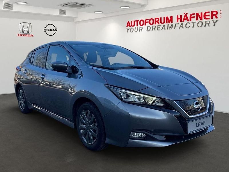 Gebraucht Nissan Leaf N-Connecta 110 kW (150 PS) 2021 Grau Kleinwagen