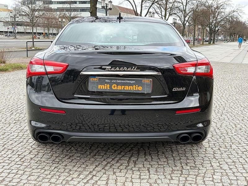 Gebraucht Maserati Ghibli 349 PS (256 kW) 2018 Mattmetalic Limousine