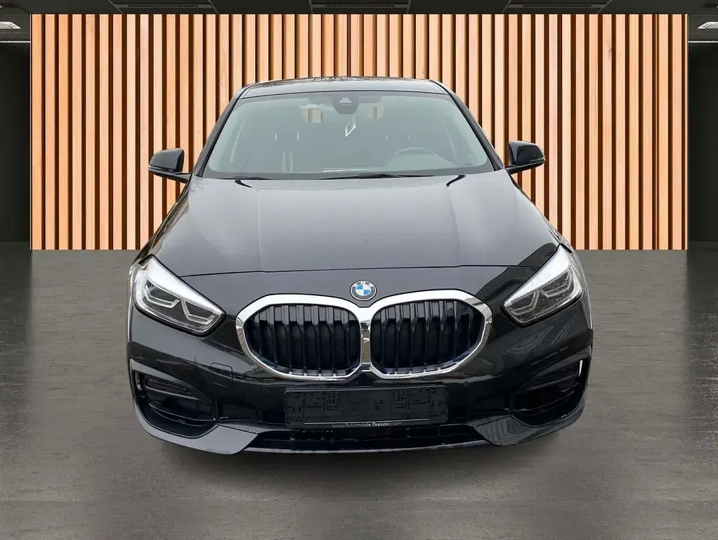 Gebraucht BMW 116 Sport Line 109 PS (80 kW) 2024 Schwarz Kleinwagen