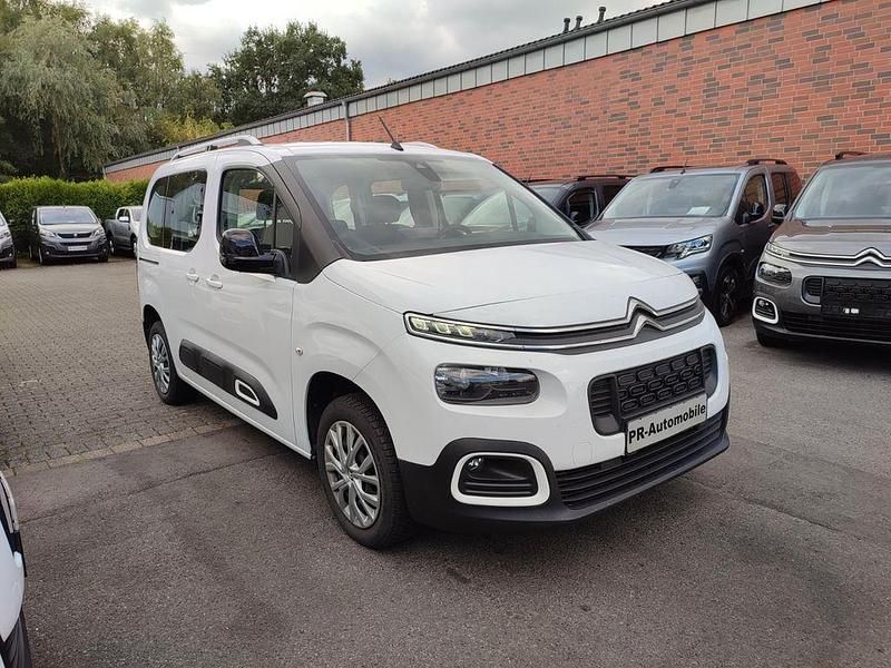Gebraucht Citroën Berlingo PureTech 110 PS (80 kW) 2022 Weiß Van / Kleinbus