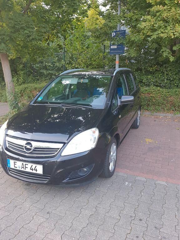 Schwarz Gebraucht 2009 Opel Zafira Edition Van / Kleinbus | 1.200 € (Guter Preis) - Bild 1/4