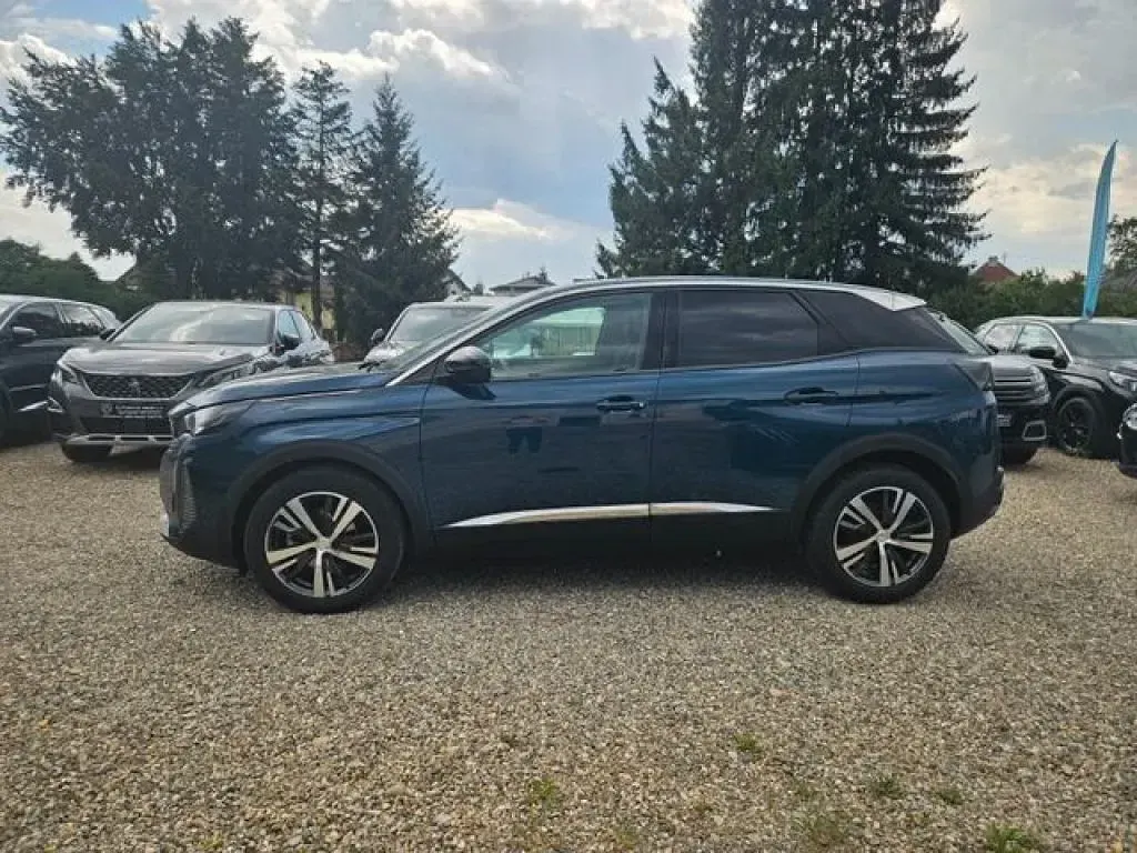 Gebraucht Peugeot 3008 Allure 131 PS (96 kW) 2022 Blau (metallic) SUV