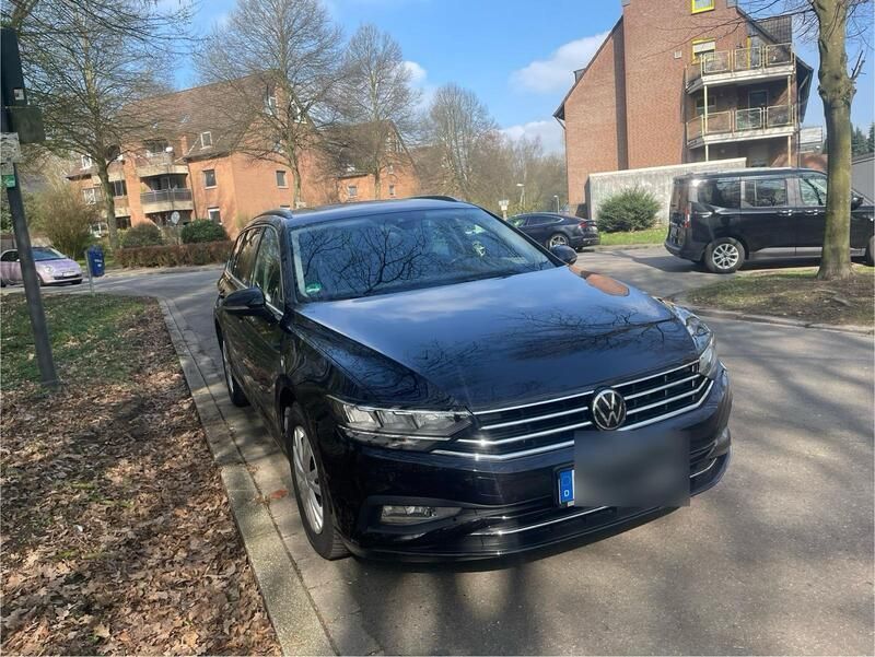 Schwarz Gebraucht 2020 VW Passat Limousine | 15.950 € (Guter Preis) - Bild 1/4