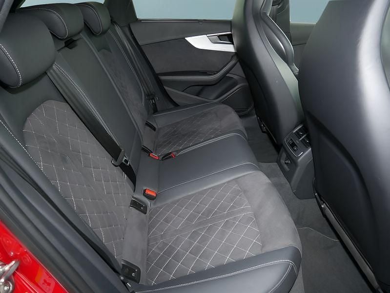 Gebraucht Audi S4 341 PS (250 kW) 2022 Rot Kombi