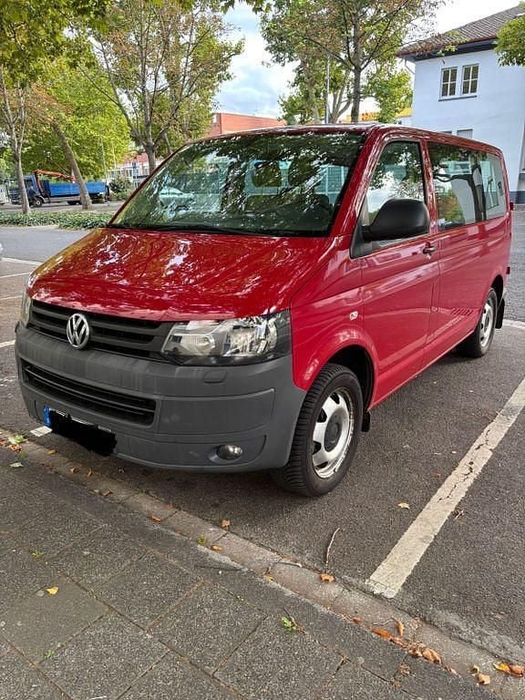 Rot Gebraucht 2010 VW T5 Van | 9.990 € - Bild 1/4