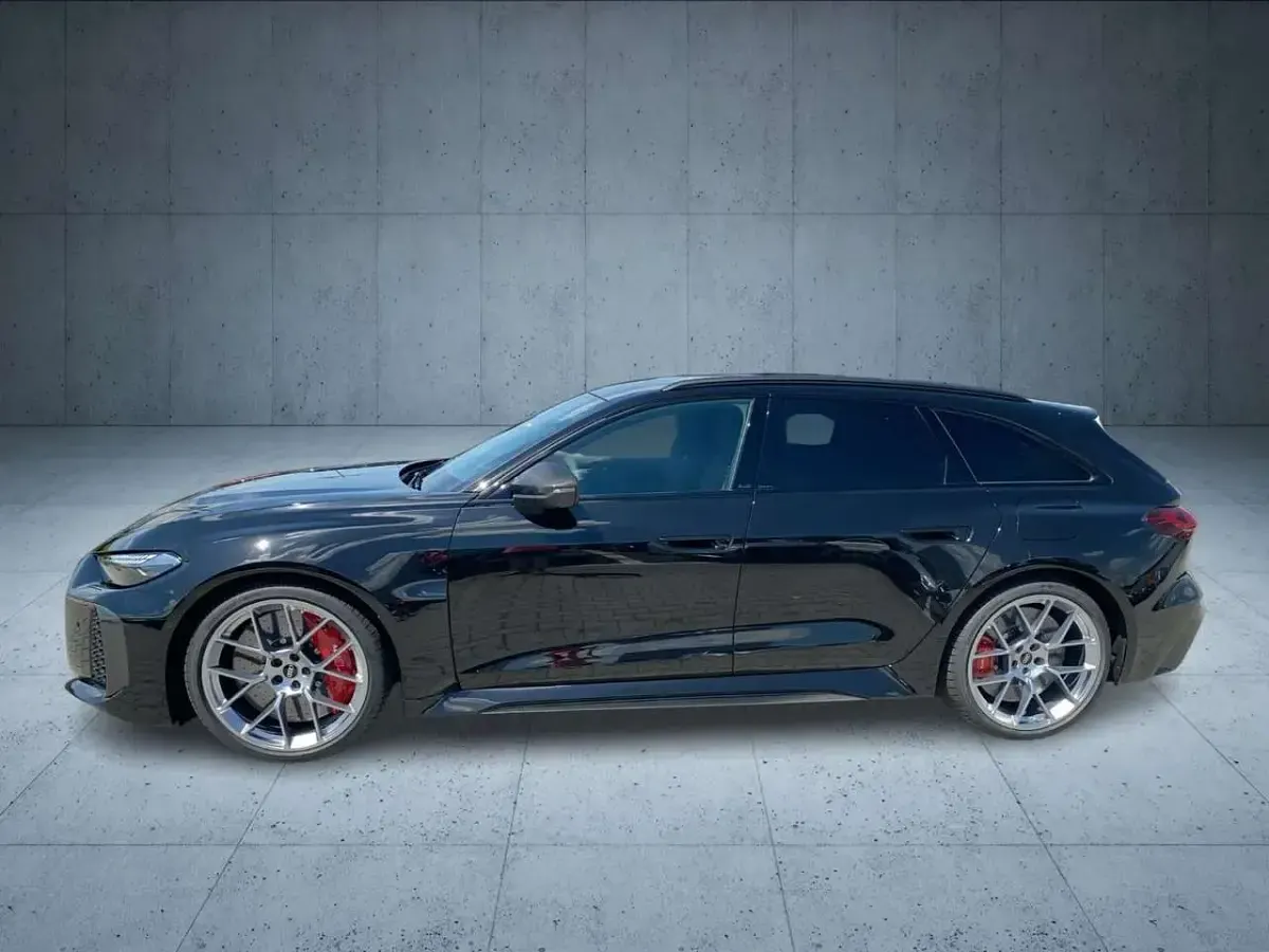 Gebraucht Audi RS5 Sport 639 PS (469 kW) 2026 Schwarz Kombi