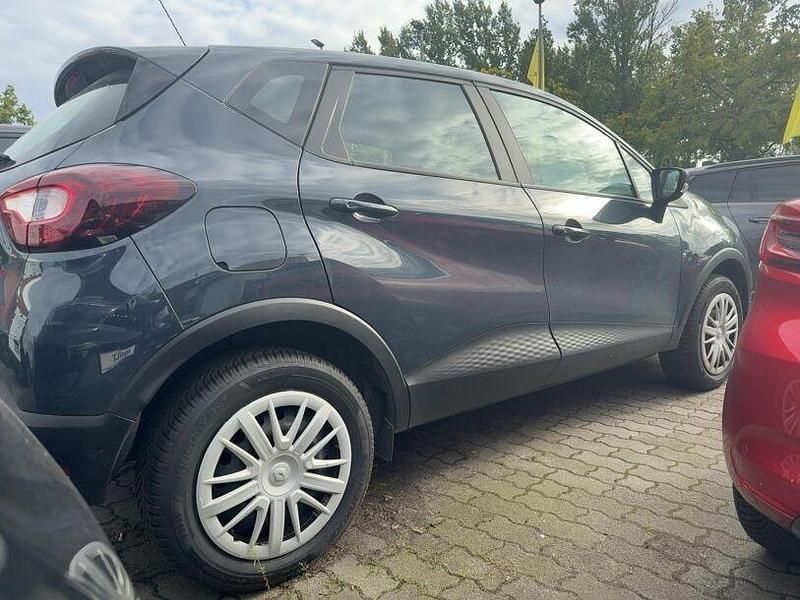 Gebraucht Renault Captur Life 90 PS (66 kW) 2018 Blau SUV