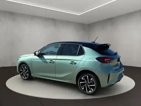 Neu Opel Corsa 110 PS (80 kW) 2026 Eukalyptus grün (metallic) Kleinwagen