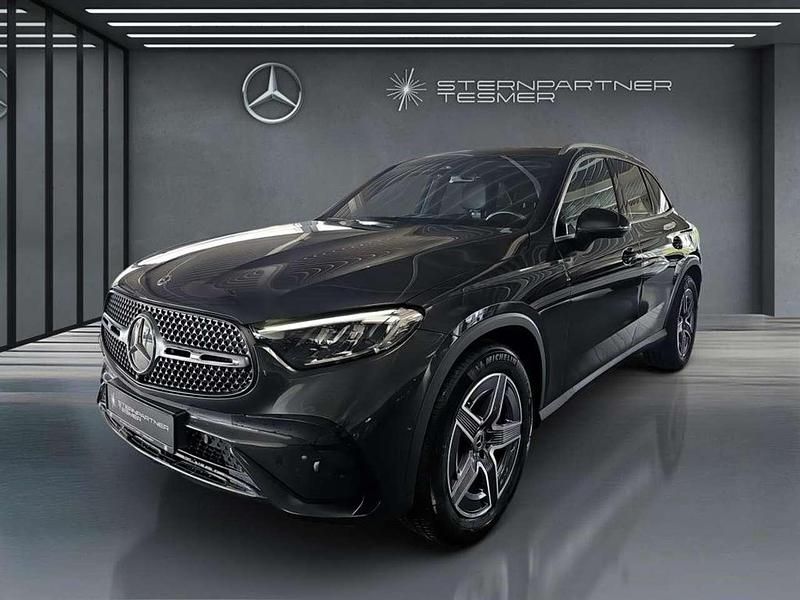 Metalliclack graphitgrau Gebraucht 2024 Mercedes GLC300 AMG SUV | 56.850 € (Superpreis) - Bild 1/4