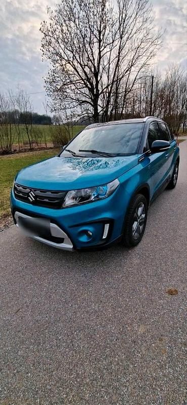 Gebraucht Suzuki Vitara 120 PS (88 kW) 2016 Blau SUV