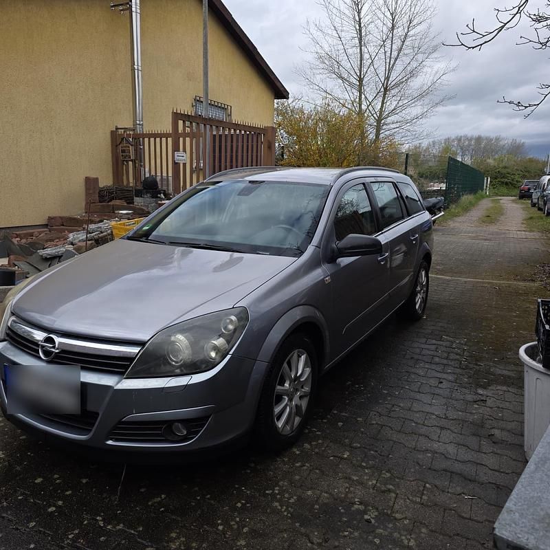 Gebraucht Opel Astra 105 PS (77 kW) 2005 Kombi