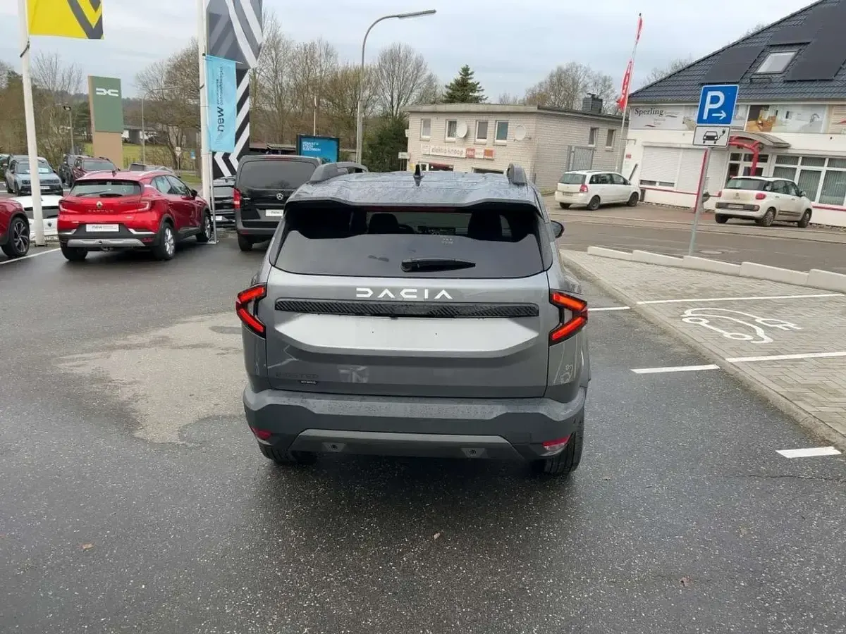 Gebraucht Dacia Bigster Journey 155 PS (114 kW) 2025 Dolomitgrau SUV