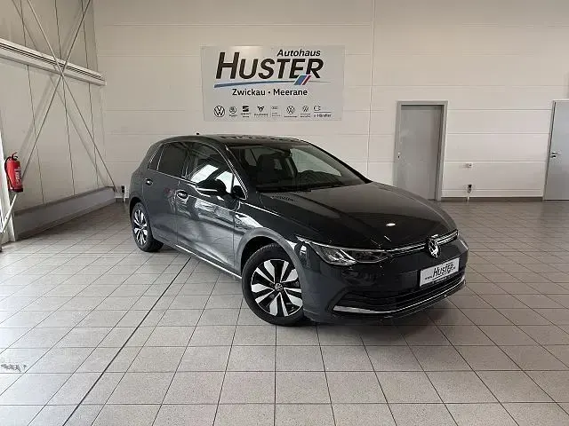 Gebraucht VW Golf VIII Move 110 PS (80 kW) 2024 Uranograu 6300 Limousine