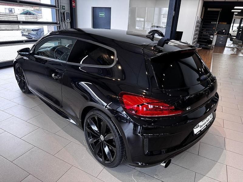 Second-hand VW Scirocco R 280 CP (205 kW) 2017 Negru Coupe