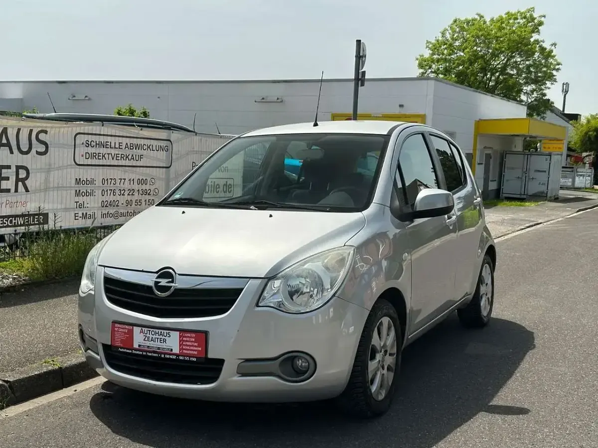 Gebraucht Opel Agila Edition 65 PS (47 kW) 2009 Silber Kleinwagen