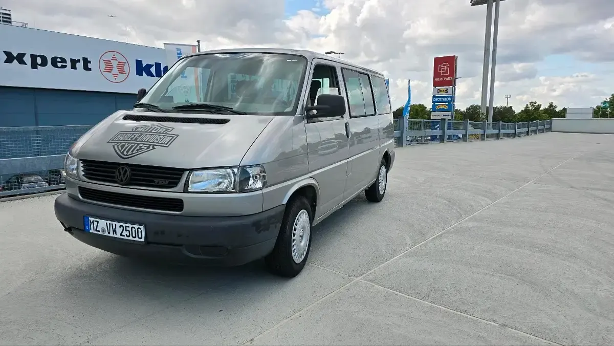 Używany VW T4 102 KM (75 kW) 1999 Srebrny Van
