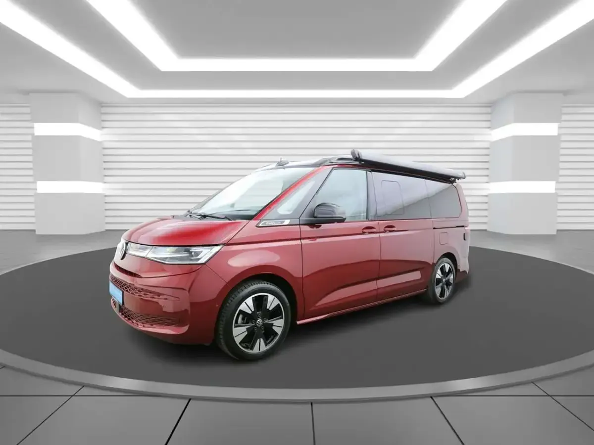 Gebraucht VW T7 California 245 PS (180 kW) 2025 Rot Van