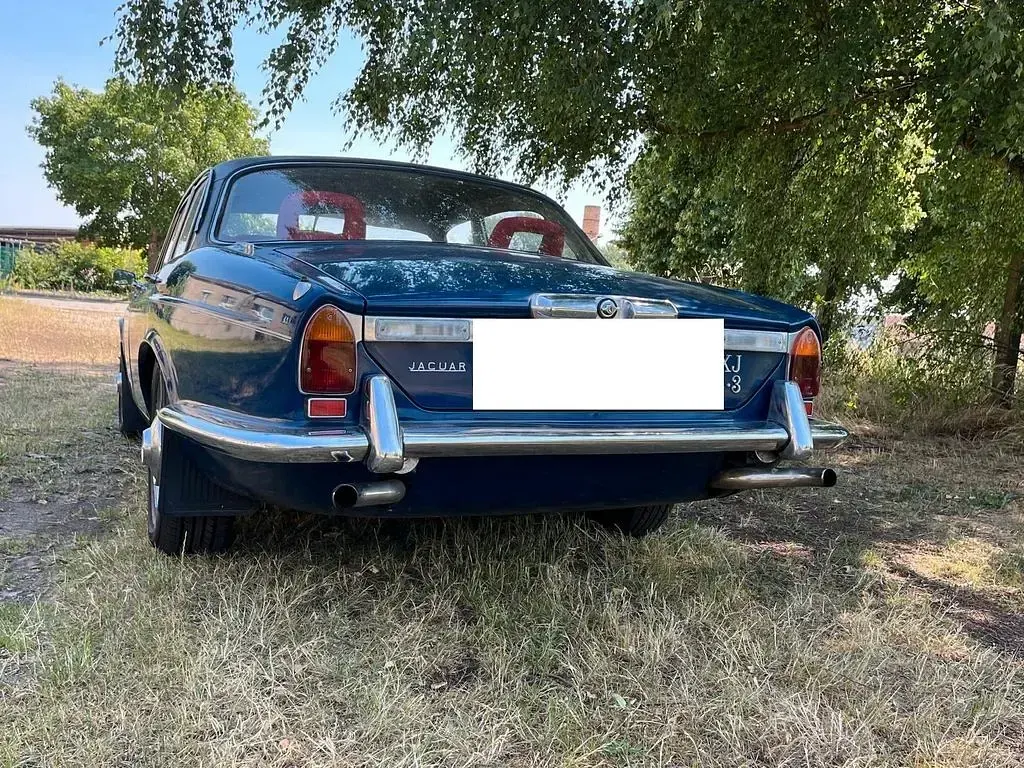 Gebraucht Jaguar XJ6 159 PS (116 kW) 1975 Blau Limousine