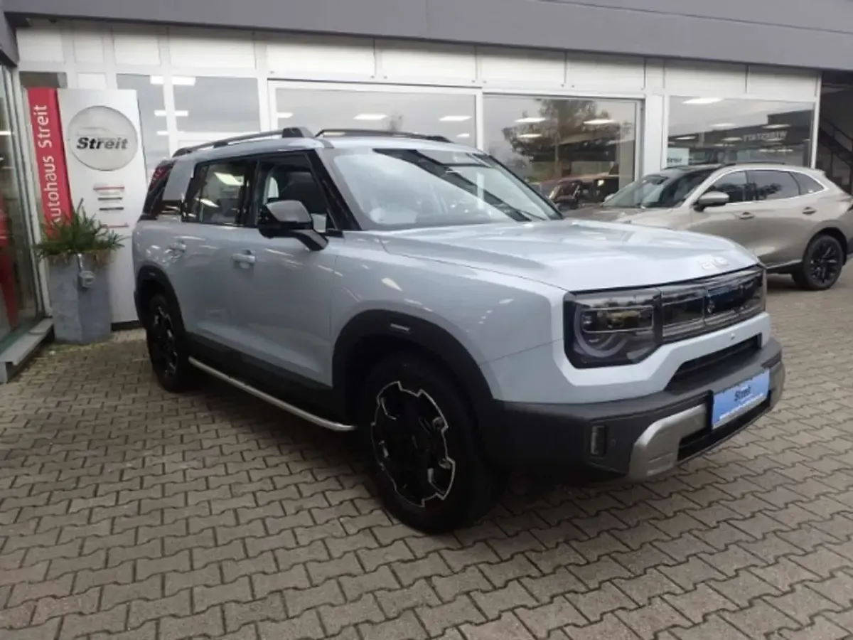 Neu Baic BJ30 280 PS (205 kW) 2026 Silver light blue SUV