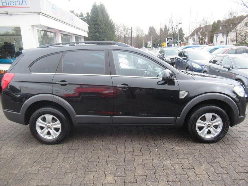 Gebraucht Chevrolet Captiva LS 136 PS (100 kW) 2011 SUV