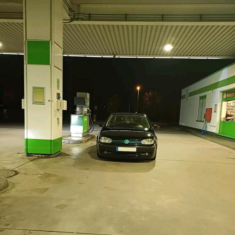 Gebraucht VW Golf IV 75 PS (55 kW) 1999 Schwarz Kleinwagen