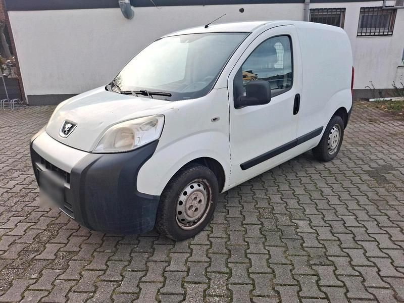 Weiß Gebraucht 2012 Peugeot Bipper Van | 1.450 € (Guter Preis) - Bild 1/4
