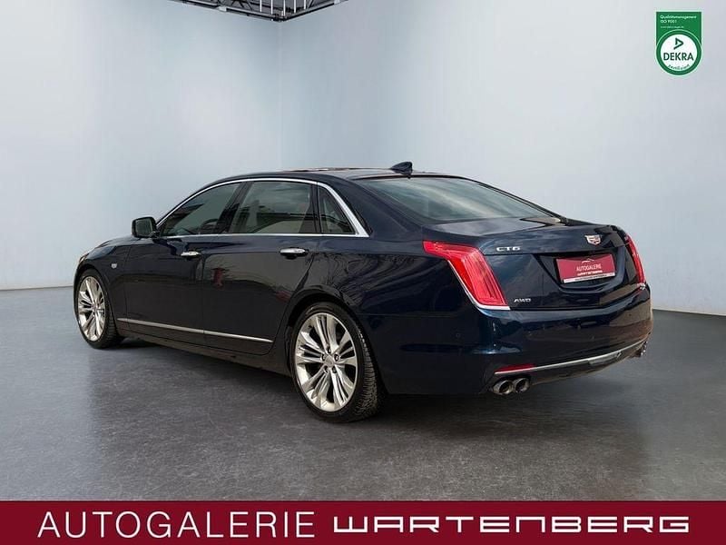 Gebraucht Cadillac CT6 417 PS (306 kW) 2016 Blau Limousine