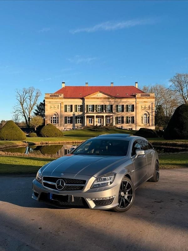 Gebraucht Mercedes CLS63 AMG AMG 525 PS (386 kW) 2013 Grau