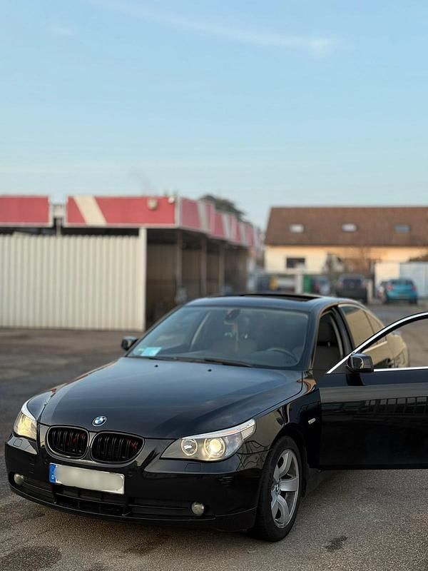Gebraucht BMW 520 170 PS (125 kW) 2005 Schwarz Limousine