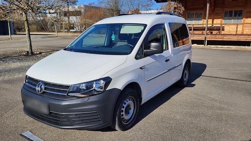 Gebraucht VW Caddy 102 PS (75 kW) 2017 Weiß Van / Kleinbus