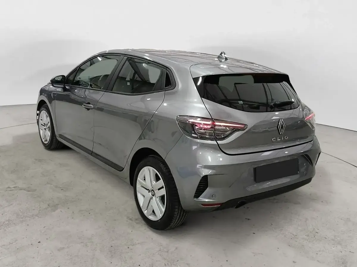 Gebraucht Renault Clio Evolution 101 PS (74 kW) 2025 Grau (gris schiste) Kleinwagen
