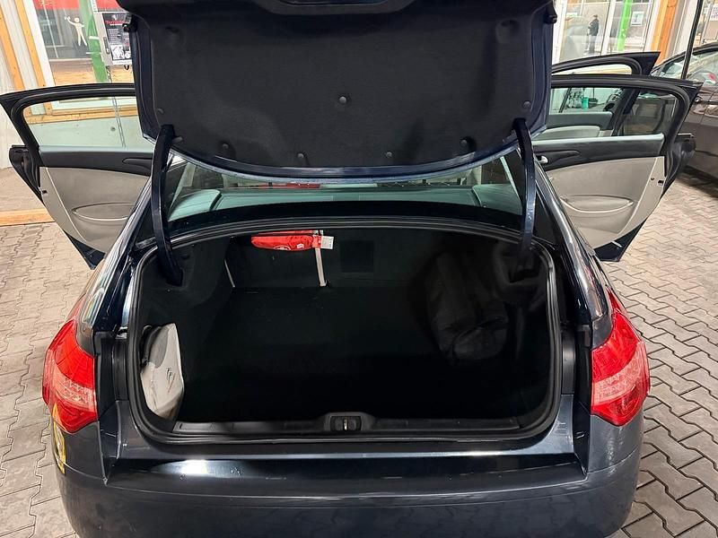 Gebraucht Citroën C5 Comfort 140 PS (102 kW) 2008 Andere farben Limousine