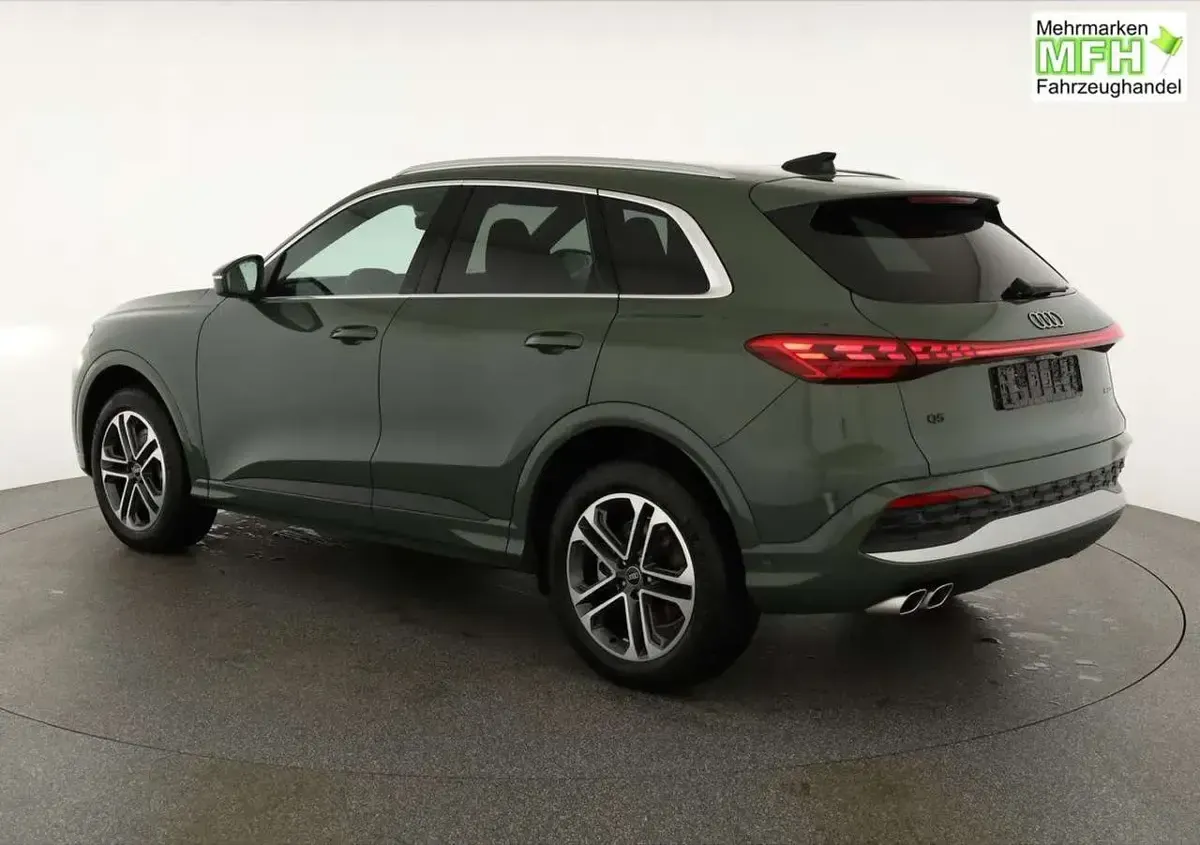 Nowe Audi Q5 204 KM (150 kW) 2026 Czarny SUV