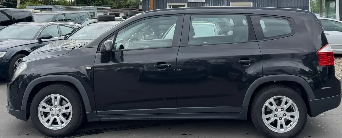 Gebraucht Chevrolet Orlando LT 163 PS (119 kW) 2013 Schwarz Van / Kleinbus