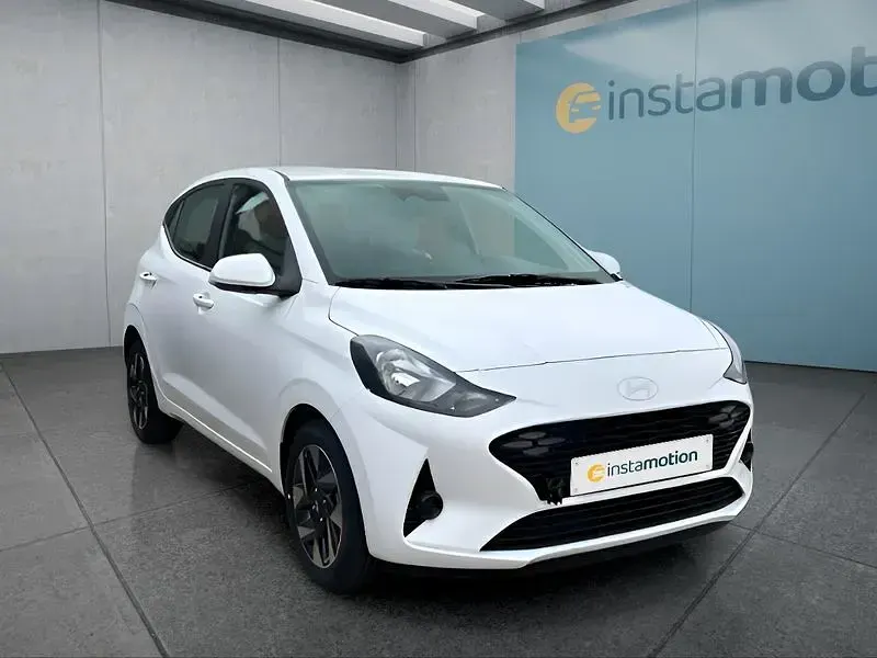 Neu Hyundai i10 Trend 79 PS (58 kW) 2025 Weiß Kleinwagen