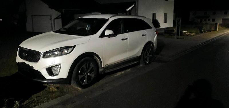 Gebraucht Kia Sorento 200 PS (147 kW) 2015 Weiß SUV