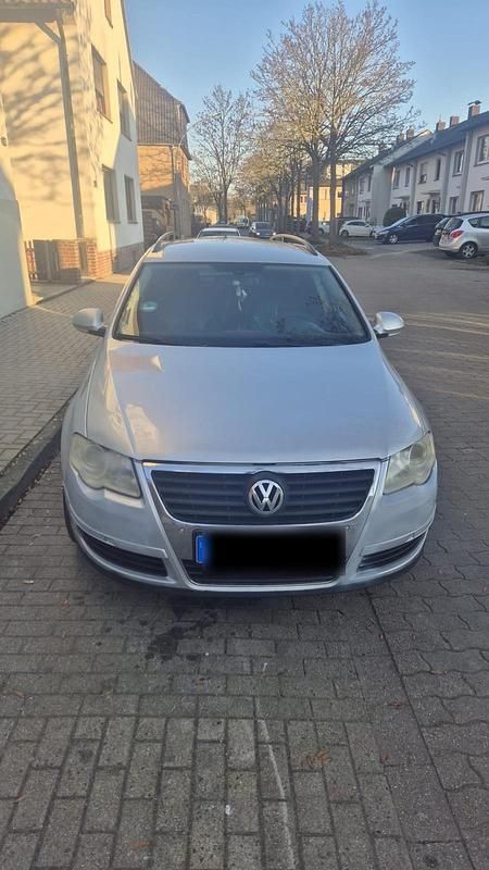 Gebraucht VW Passat 105 PS (77 kW) 2007 Silber Kombi