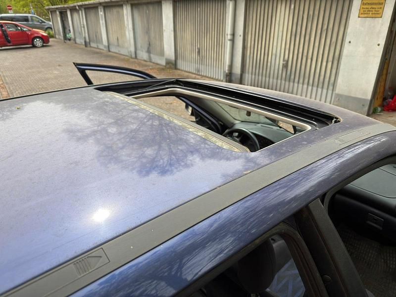 Second-hand Opel Astra 71 CP (52 kW) 1995 Albastru Berlinǎ