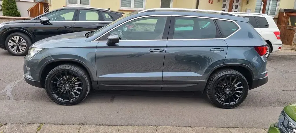 Gebraucht Seat Ateca 4Drive 150 PS (110 kW) 2020 Grau SUV