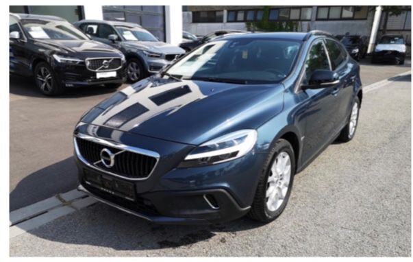 Blau Gebraucht 2017 Volvo V40 CC Kombi | 13.800 € (Fairer Preis) - Bild 1/4