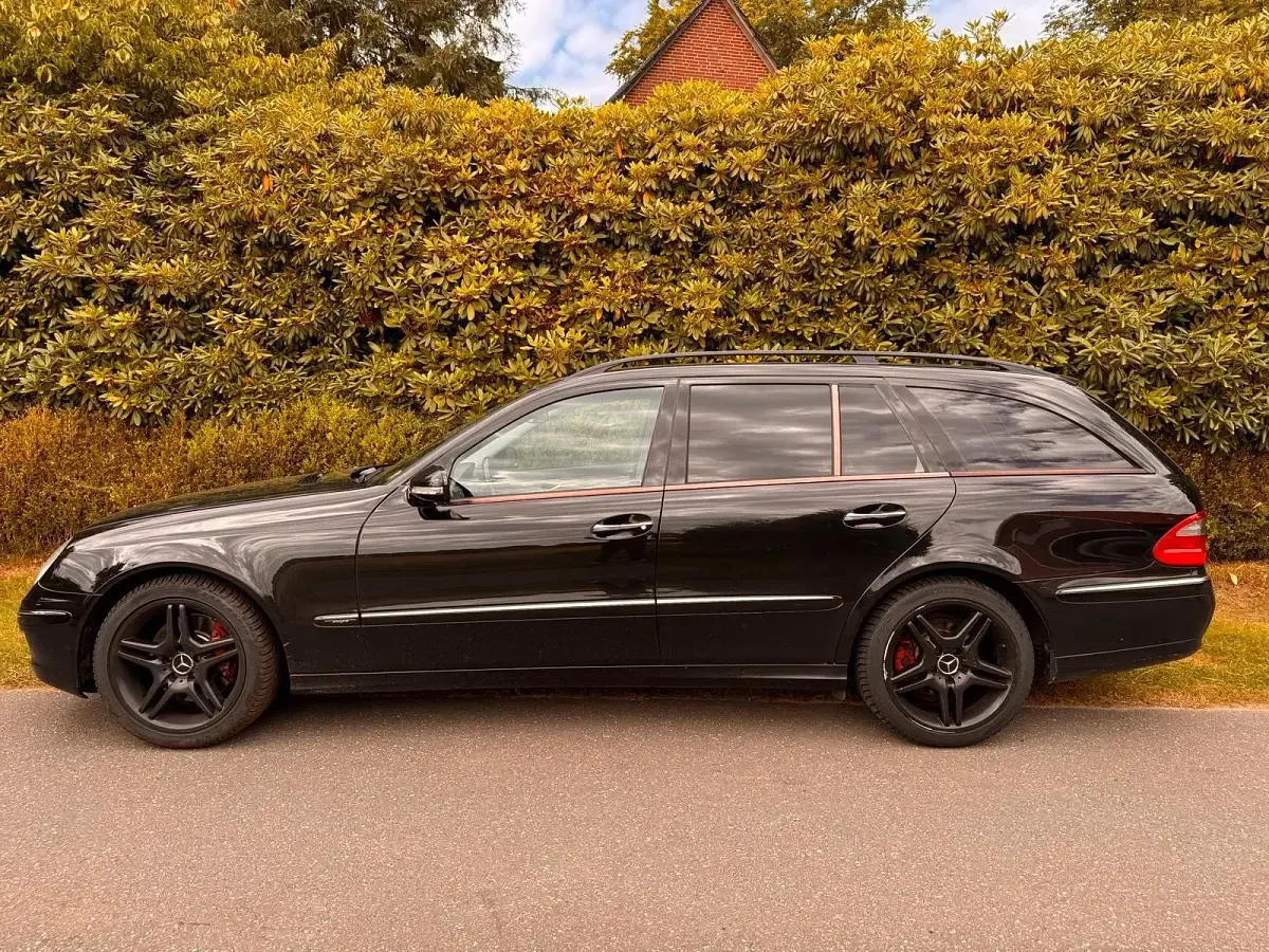 Gebraucht Mercedes E350 292 PS (214 kW) 2008 Schwarz Kombi