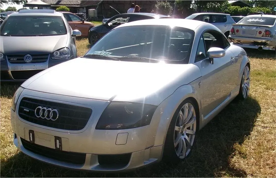 Gebraucht Audi TT S-Line 180 PS (132 kW) 2000 Silber Coupé