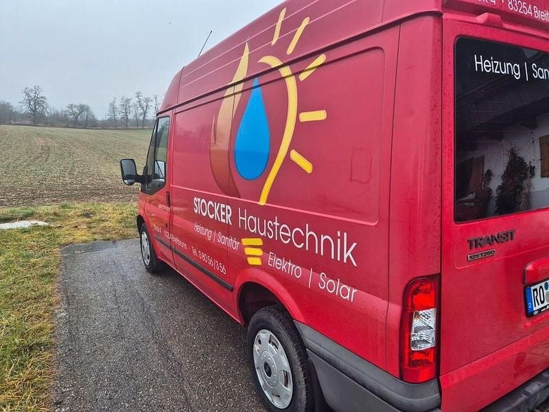 Gebraucht Ford Transit Trend 125 PS (91 kW) 2012 Rot Pickup