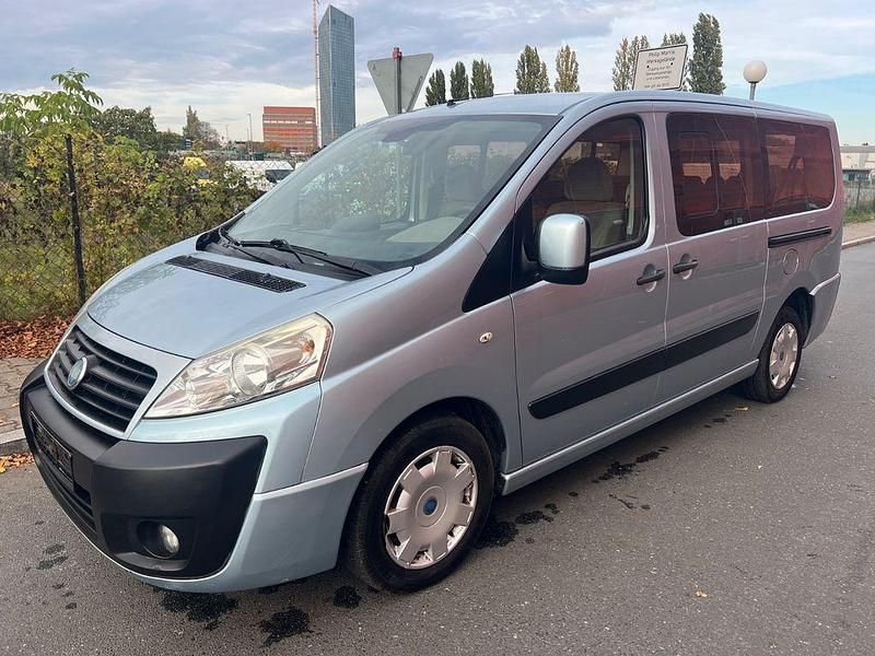 Blau Gebraucht 2007 Fiat Scudo Family Van / Kleinbus | 4.950 € (Superpreis) - Bild 1/4